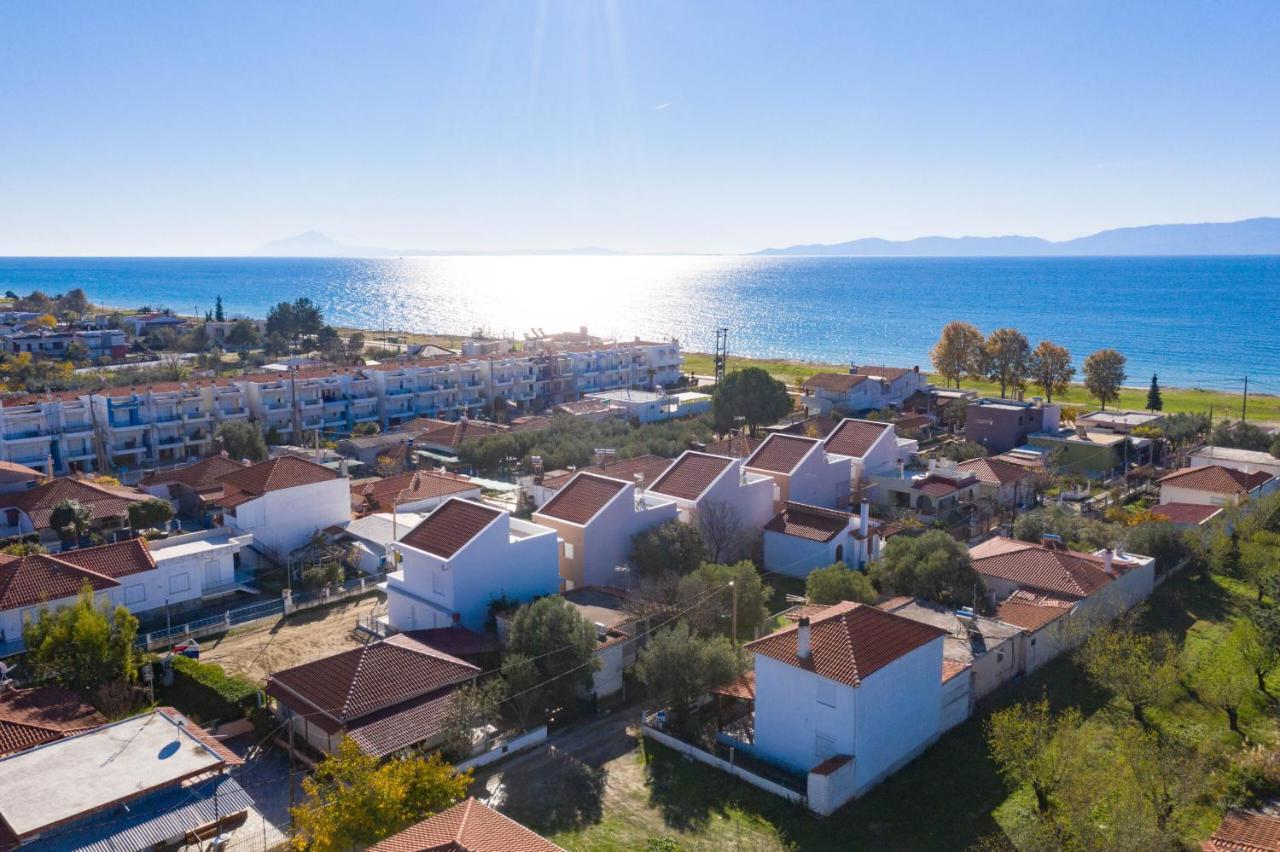 דירות Ofrínion Dionysos Residential Complex מראה חיצוני תמונה
