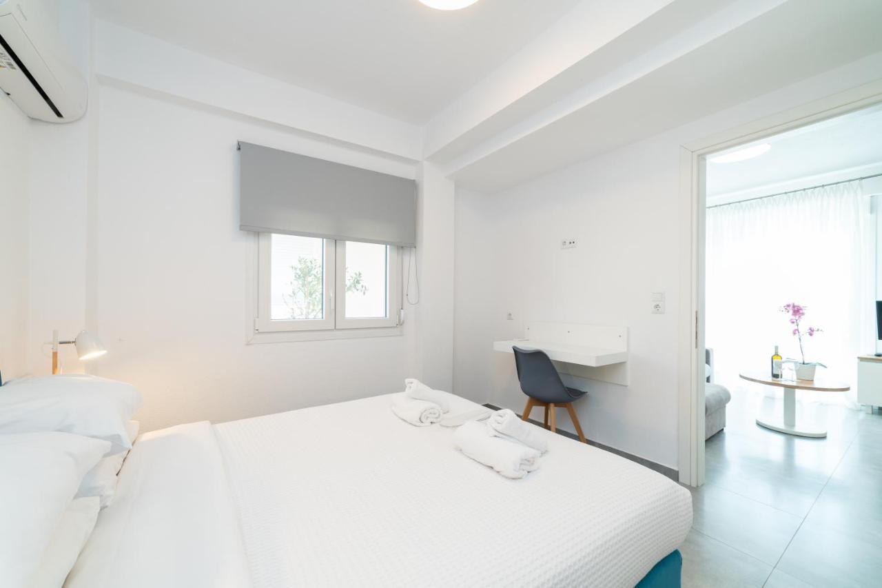 דירות Ofrínion Dionysos Residential Complex מראה חיצוני תמונה