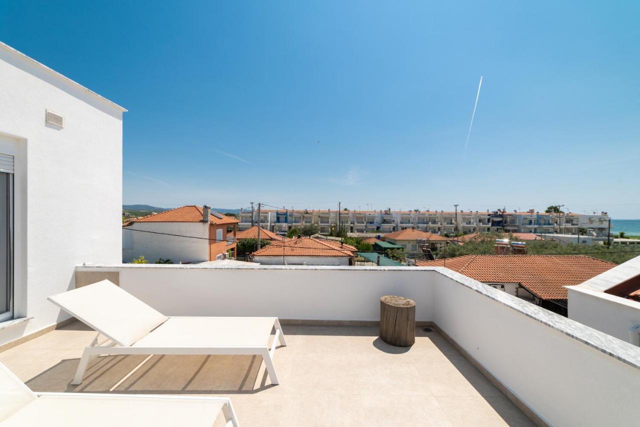דירות Ofrínion Dionysos Residential Complex מראה חיצוני תמונה