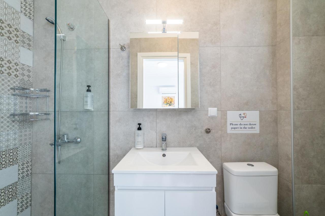 דירות Ofrínion Dionysos Residential Complex מראה חיצוני תמונה