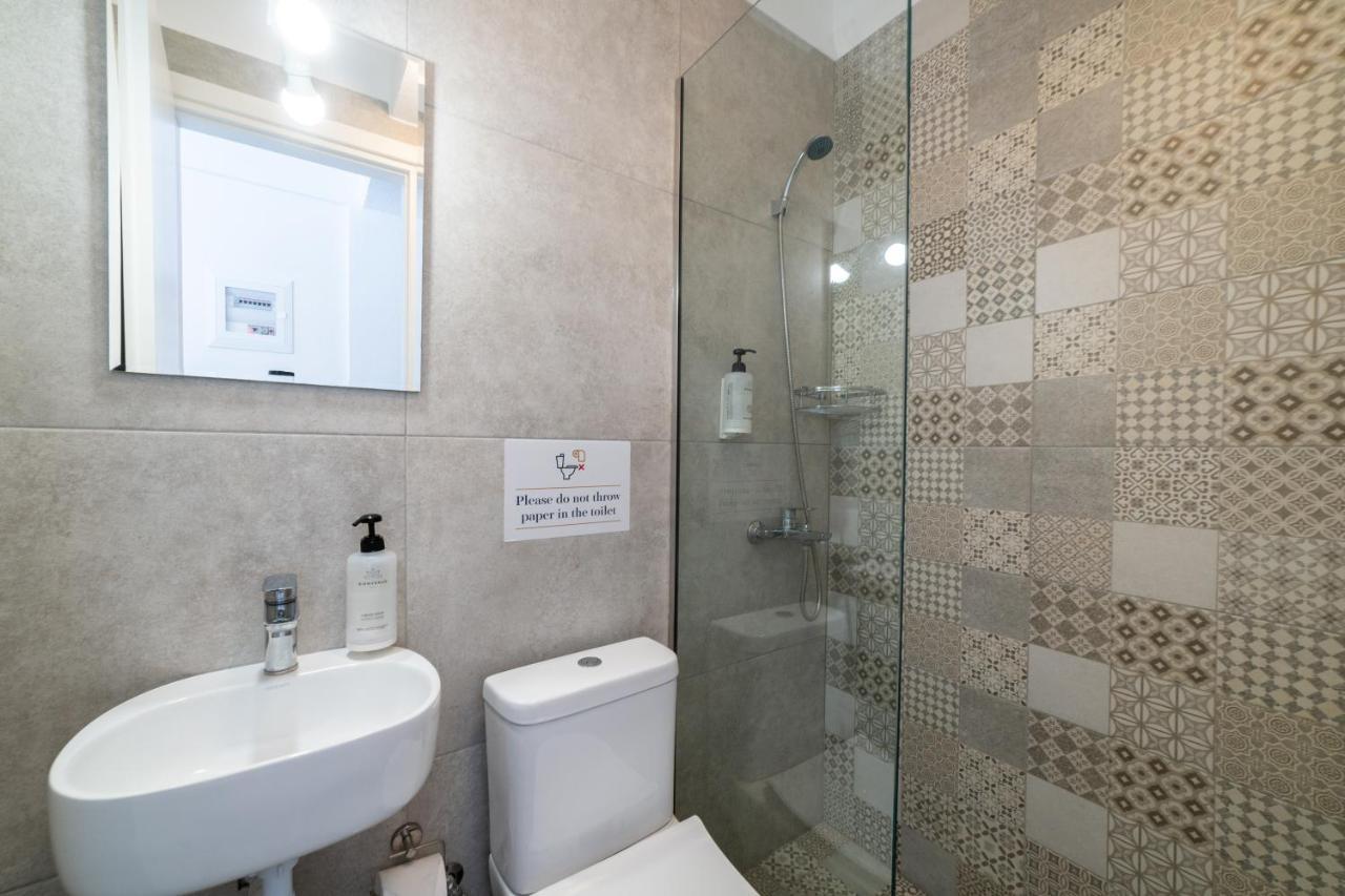 דירות Ofrínion Dionysos Residential Complex מראה חיצוני תמונה