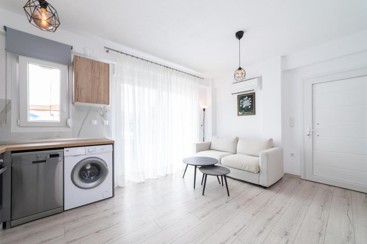 דירות Ofrínion Dionysos Residential Complex מראה חיצוני תמונה